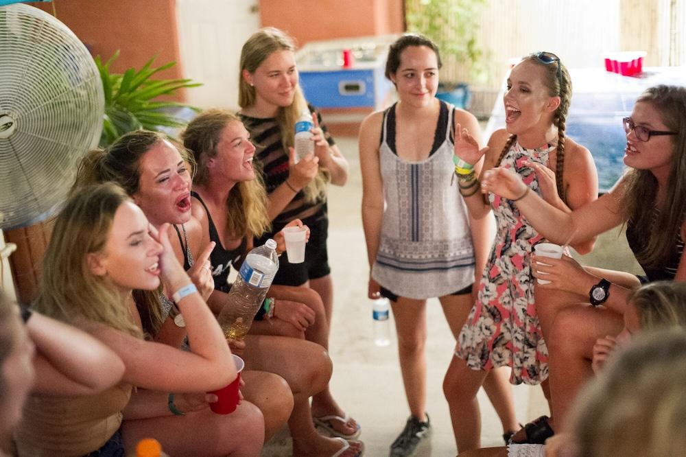 Bikini Hostel, Cafe & Beer Garden (Adults Only) Miami Beach Eksteriør billede