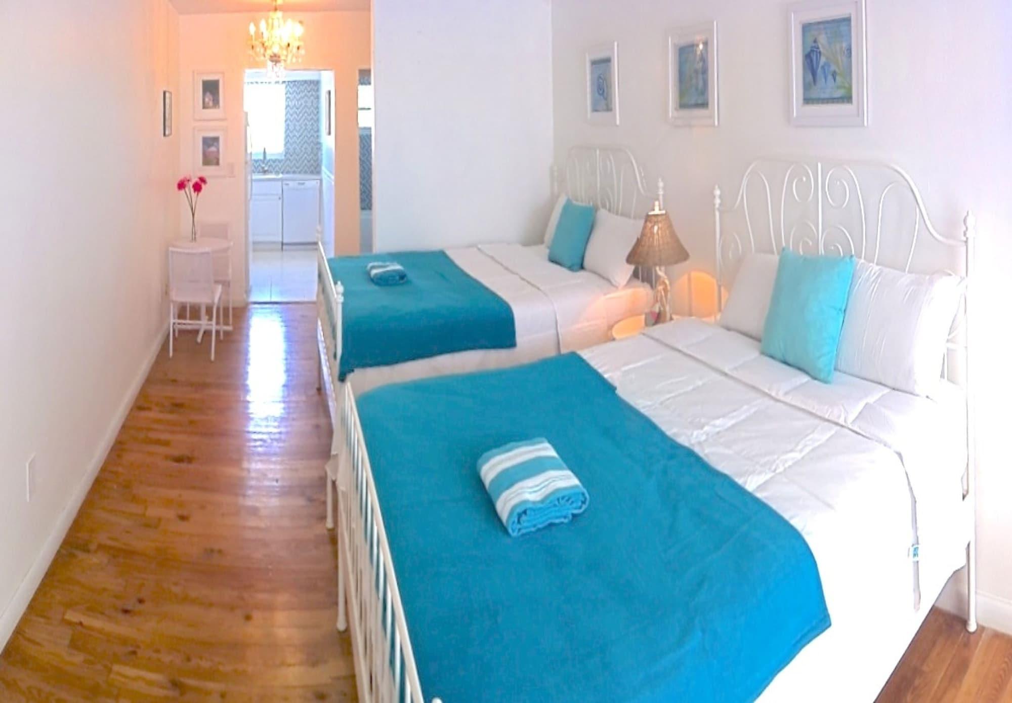 Bikini Hostel, Cafe & Beer Garden (Adults Only) Miami Beach Eksteriør billede