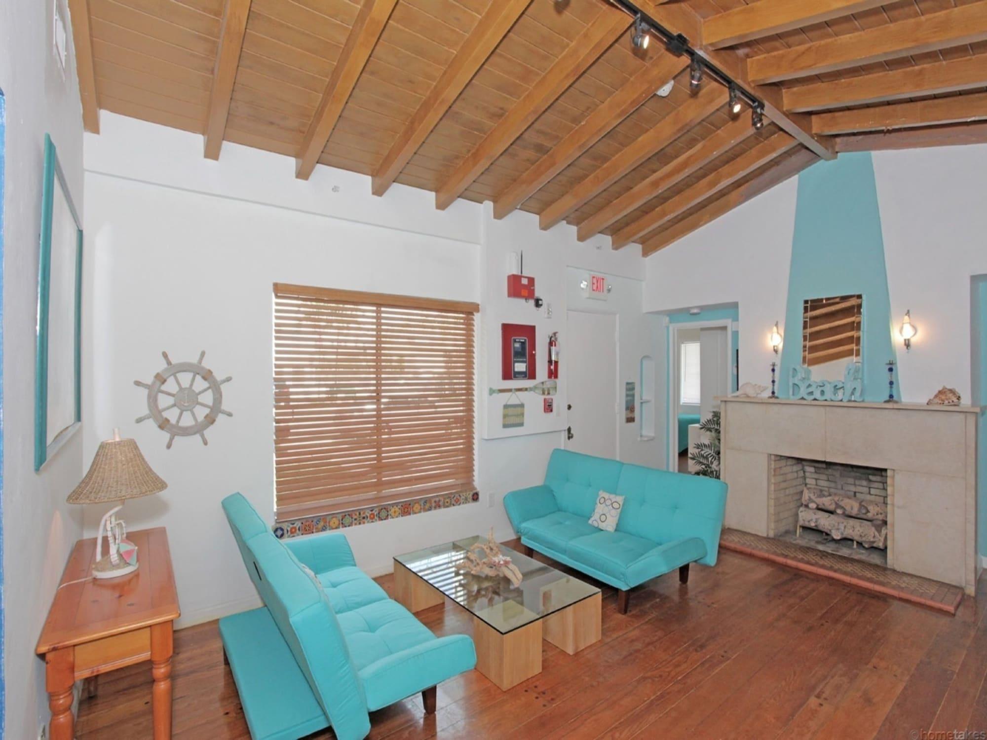 Bikini Hostel, Cafe & Beer Garden (Adults Only) Miami Beach Eksteriør billede